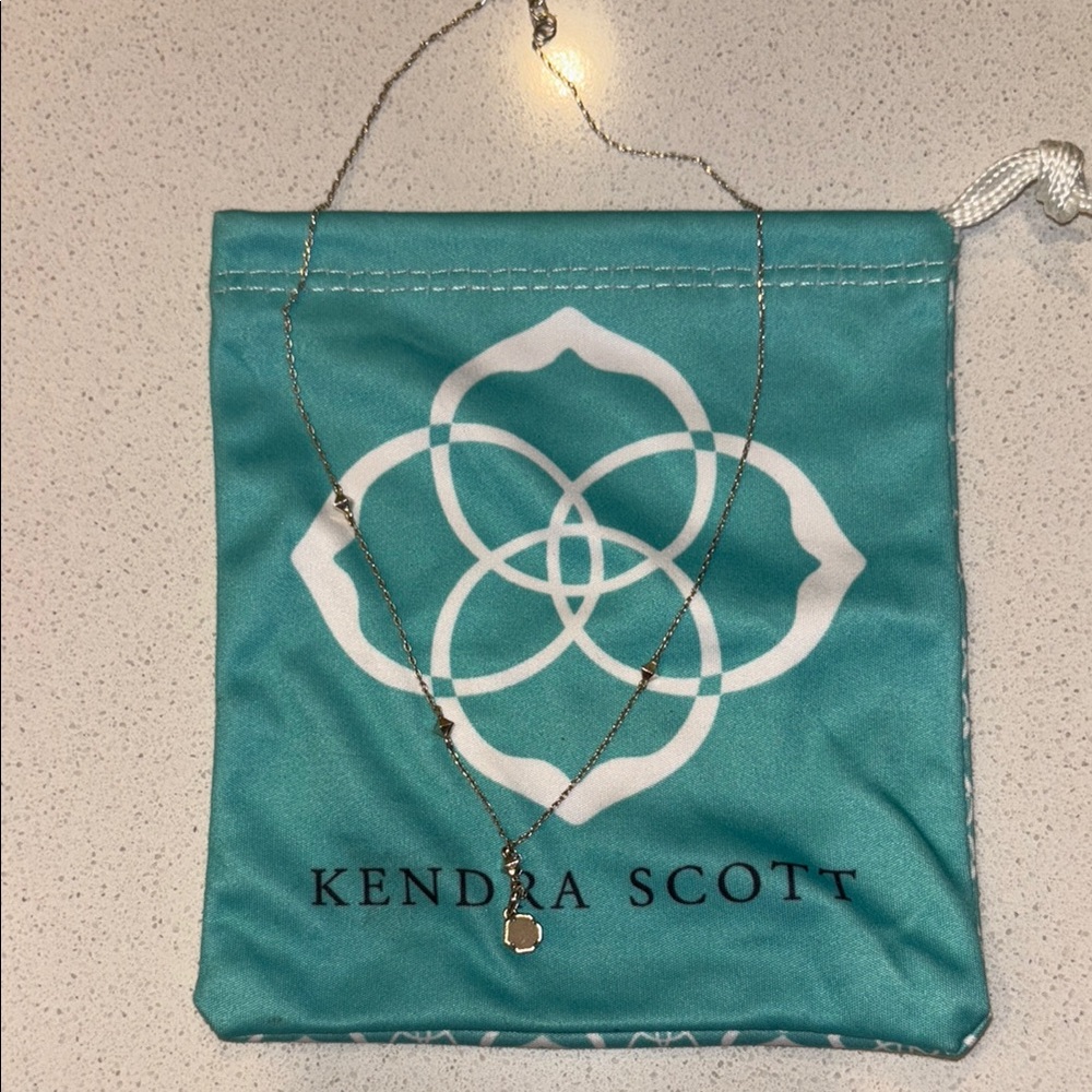 Kendra Scott Gold Elisa Pendant Necklace